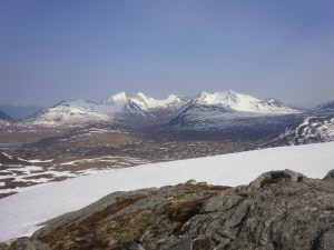Mot fjella rundt Skorgedalen