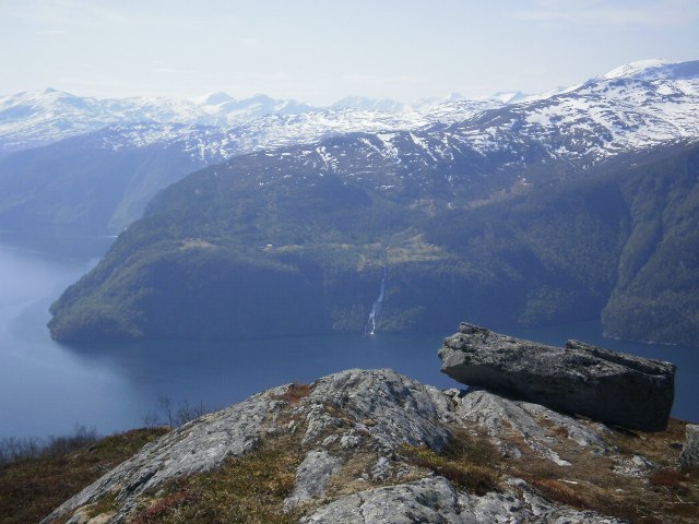 Varm dag på Halvardsfjellet