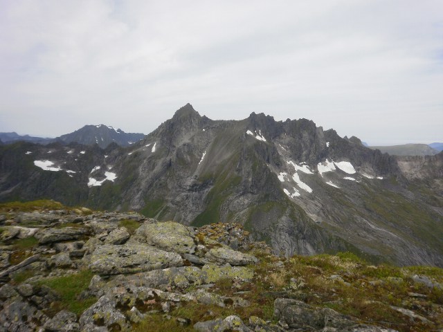 Til Nøre Snarhornet IV