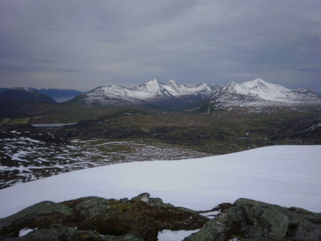 Brustinden og Sprovstinden sett frå Snaufjellet